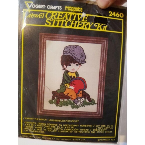 Moppets Warmin' The Bench Vogart Crafts Crewel Creative Stitchery Kit Football - Picture 4 of 5